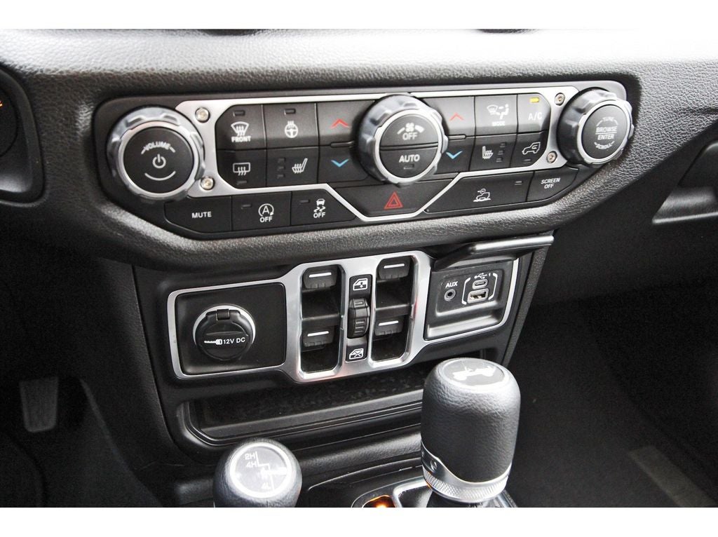 2025 Jeep Wrangler 4-Door Summit 4x4