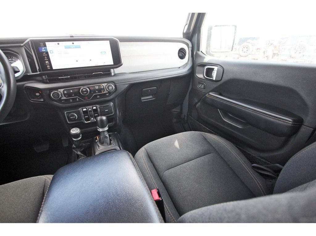 2024 Jeep Wrangler 4-Door Sahara 4x4