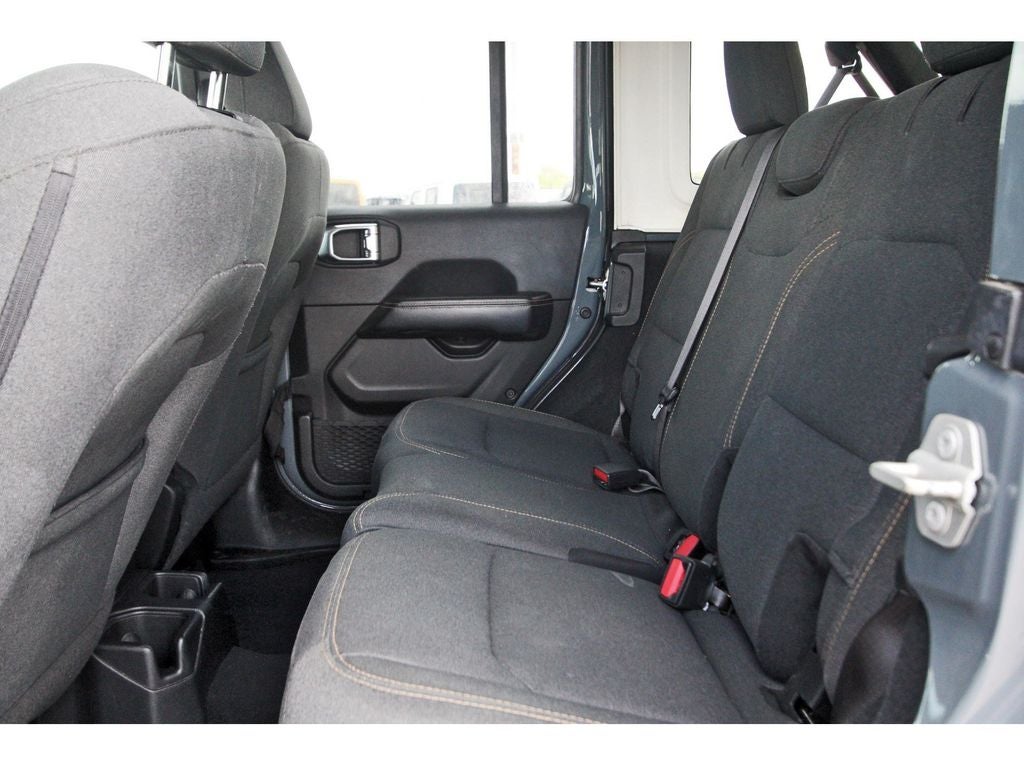 2024 Jeep Wrangler 4-Door Sahara 4x4