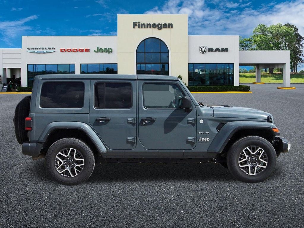 2024 Jeep Wrangler 4-Door Sahara 4x4
