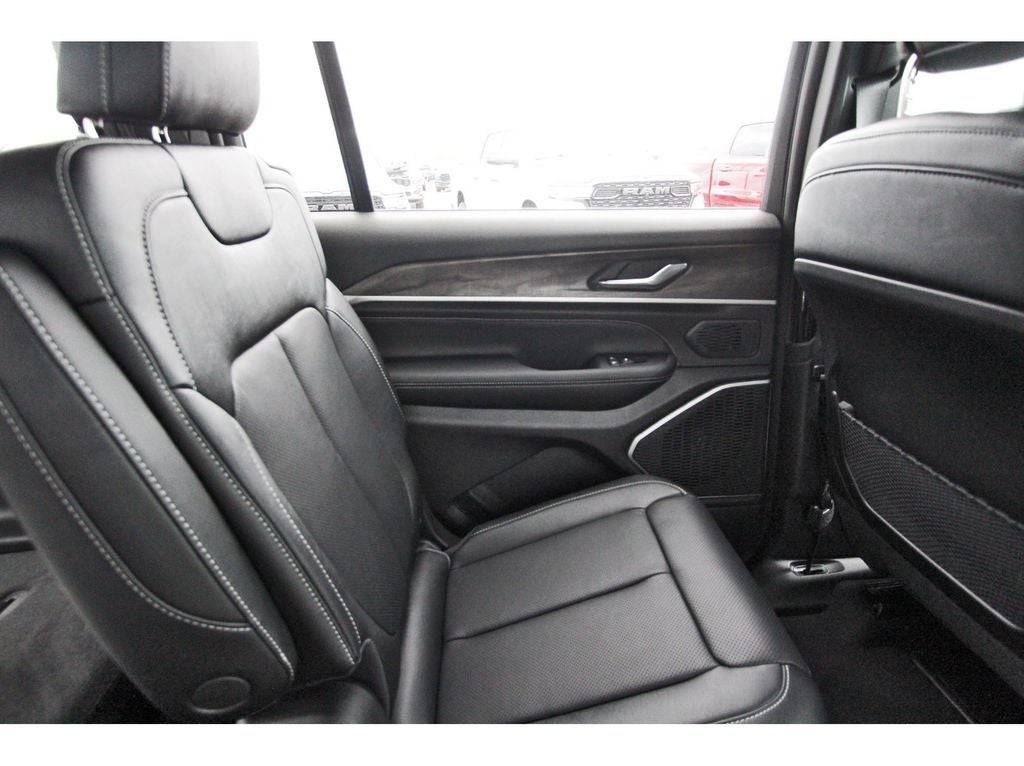 2026 Jeep Grand Cherokee L Limited Reserve