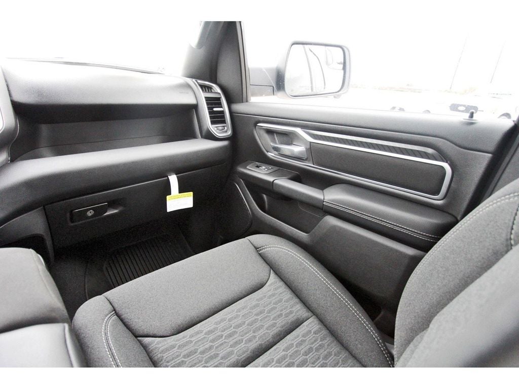 2025 RAM 1500 Lone Star Quad Cab 4x2 6'4' Box