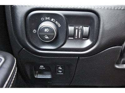 2022 RAM 1500 Limited Crew Cab 4x4 5'7' Box