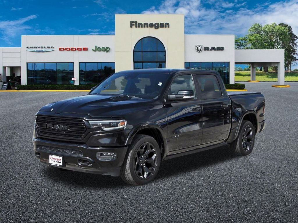 2022 RAM 1500 Limited Crew Cab 4x4 5'7' Box