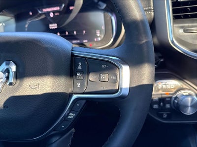 2025 RAM 1500 Laramie Dual–Pane Panoramic Sunroof - Night Edition