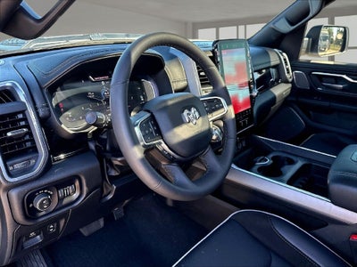2025 RAM 1500 Laramie Dual–Pane Panoramic Sunroof - Night Edition