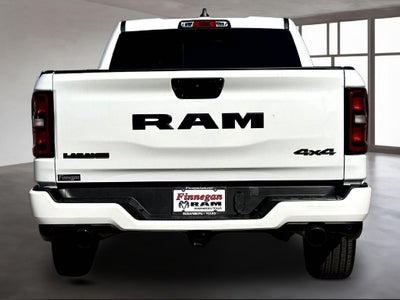 2025 RAM 1500 Laramie Dual–Pane Panoramic Sunroof - Night Edition