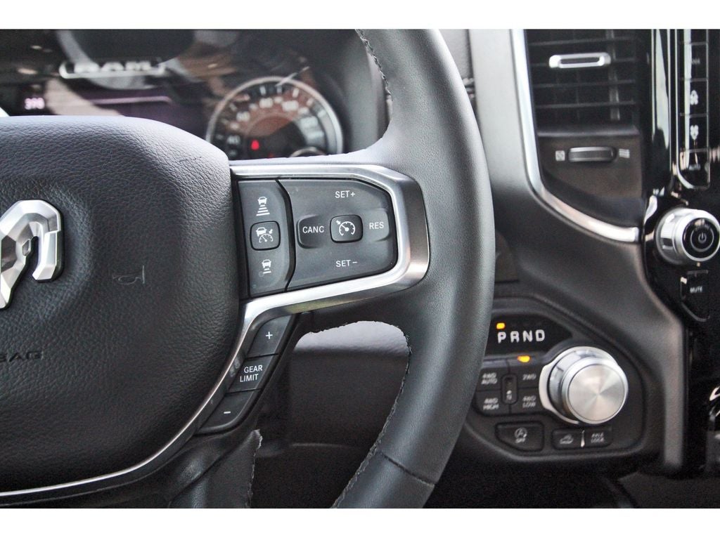 2025 RAM 1500 Laramie Crew Cab 4x4 5'7' Box