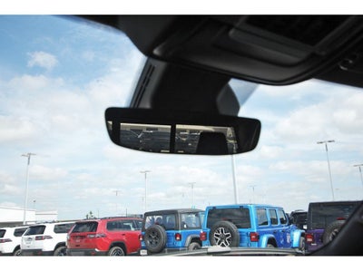 2025 RAM 1500 Laramie Crew Cab 4x4 5'7' Box