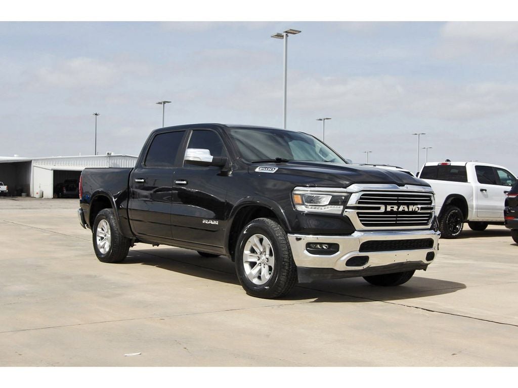 2022 RAM 1500 Laramie Crew Cab 4x4 5'7' Box
