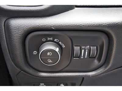2022 RAM 1500 Laramie Crew Cab 4x4 5'7' Box