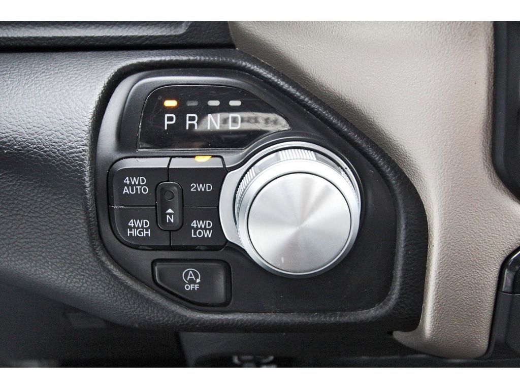2022 RAM 1500 Laramie Crew Cab 4x4 5'7' Box