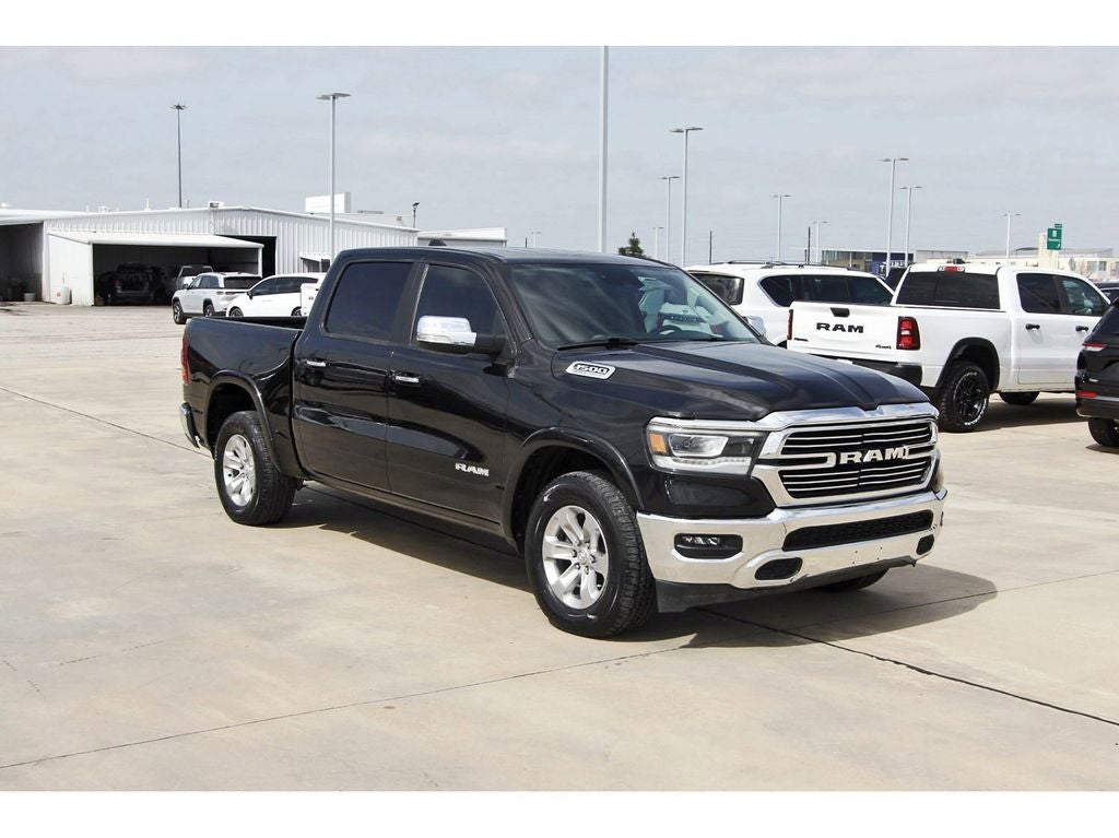 2022 RAM 1500 Laramie Crew Cab 4x4 5'7' Box