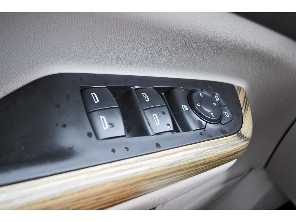 2019 GMC Acadia Denali DUAL MOONROOF - 2ND ROW CAPTIANS CHAIRS