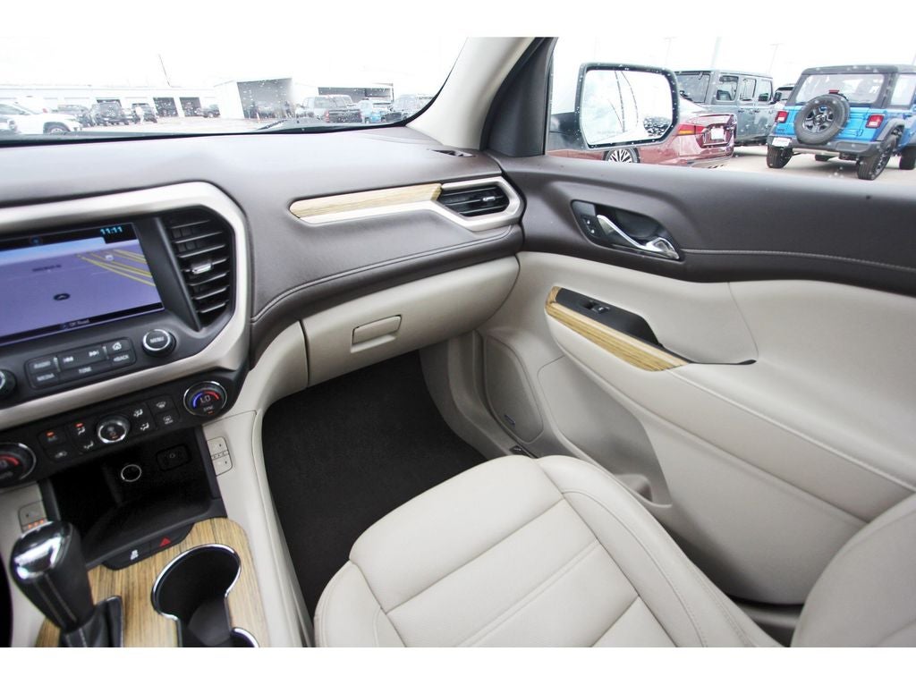 2019 GMC Acadia Denali DUAL MOONROOF - 2ND ROW CAPTIANS CHAIRS