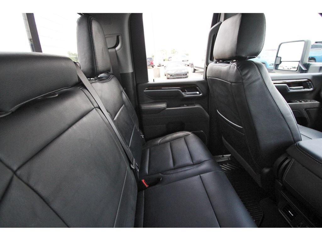 2025 GMC Sierra 2500HD 4WD Double Cab Standard Bed SLE