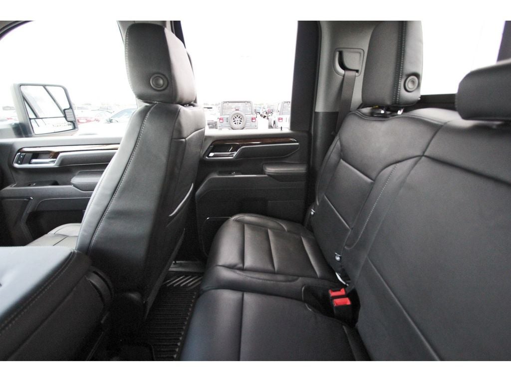 2025 GMC Sierra 2500HD 4WD Double Cab Standard Bed SLE