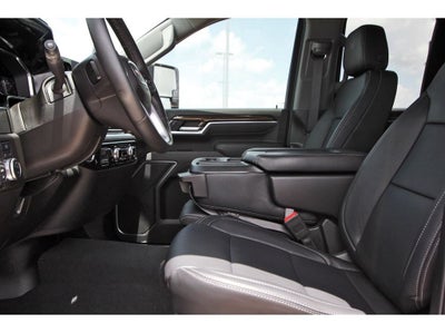 2025 GMC Sierra 2500HD 4WD Double Cab Standard Bed SLE