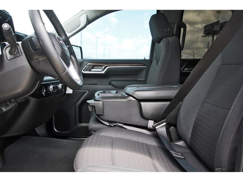2024 GMC Sierra 1500 2WD Double Cab Standard Box Elevation