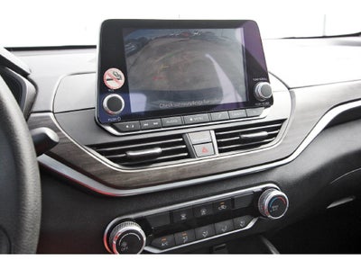 2025 Nissan Altima 2.5 SV Apple Car Play - Android Auto