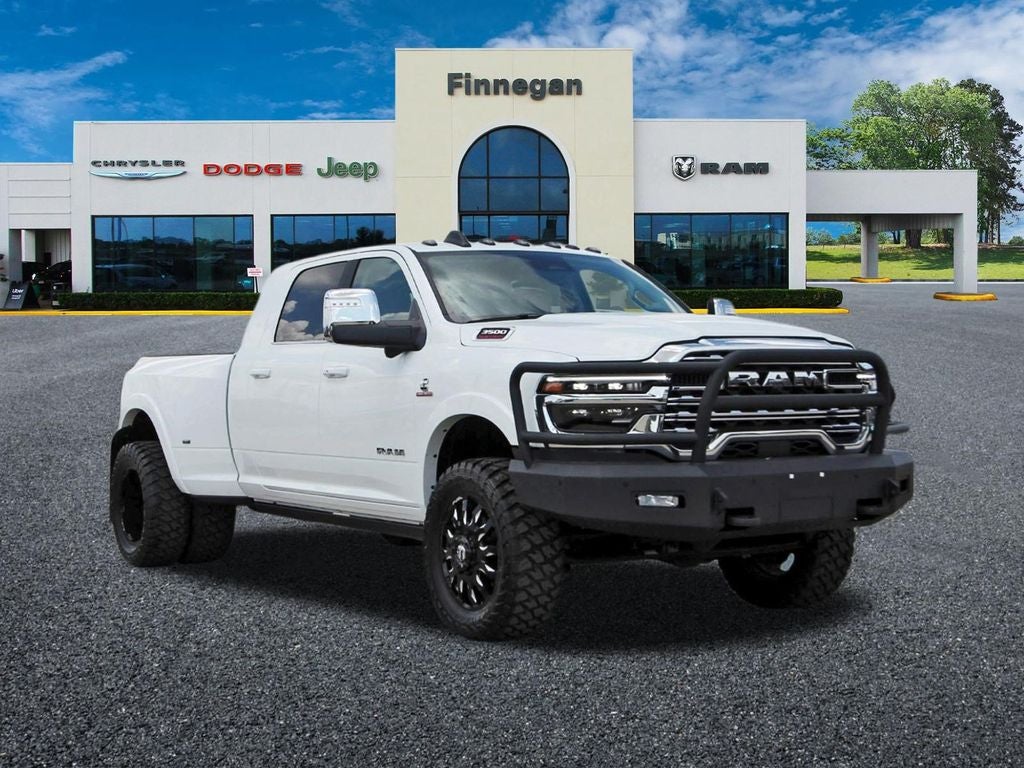 2026 RAM 3500 Limited DUALLY - SUNROOF - 360 CAMERA