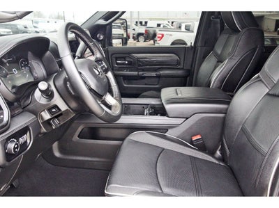 2025 RAM 3500 Limited Mega Cab 4x4 6'4' Box