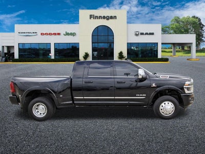 2025 RAM 3500 Limited Mega Cab 4x4 6'4' Box