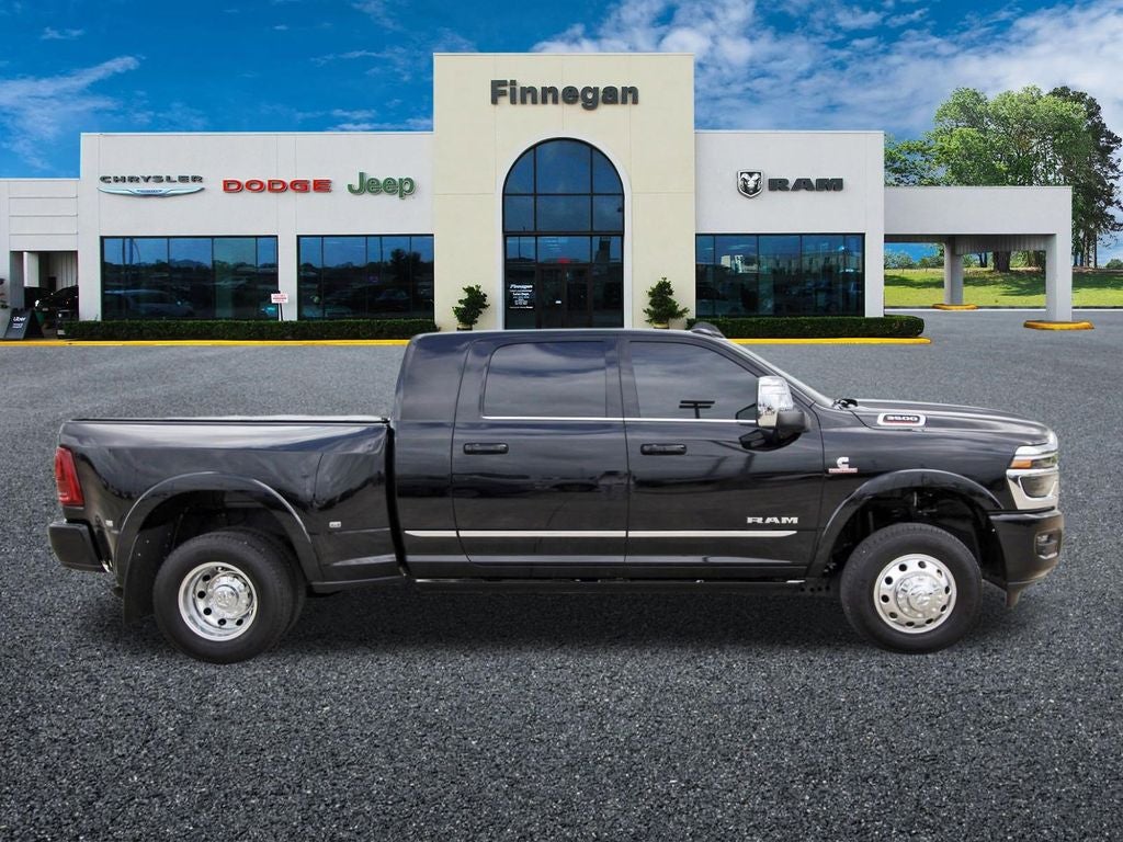2025 RAM 3500 Limited Mega Cab 4x4 6'4' Box