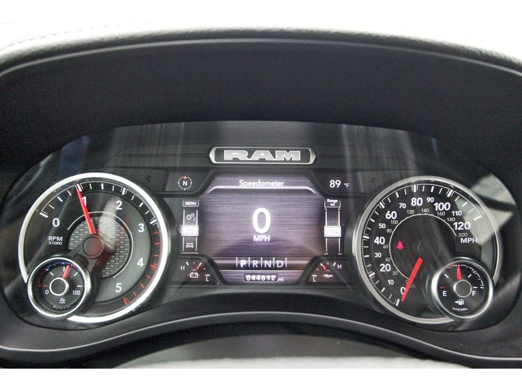 2022 RAM 2500 Laramie Crew Cab 4x4 6'4' Box