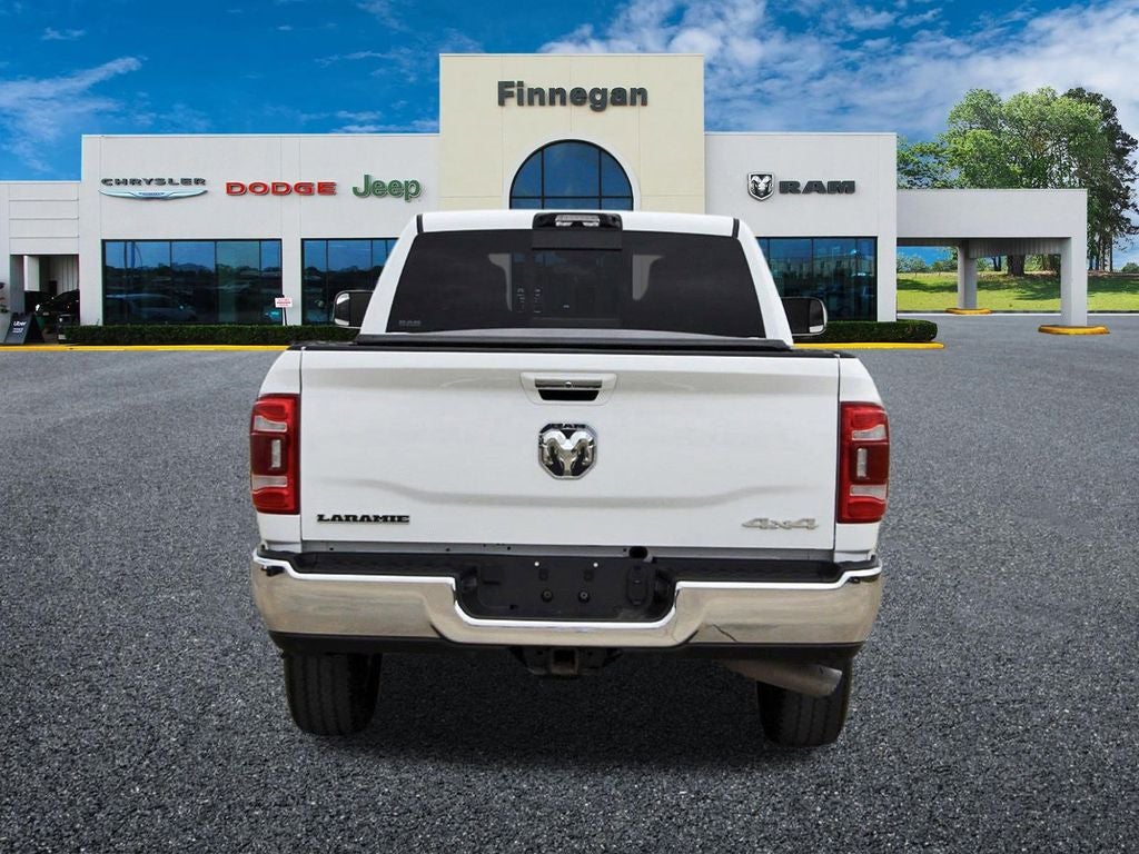 2022 RAM 2500 Laramie Crew Cab 4x4 6'4' Box