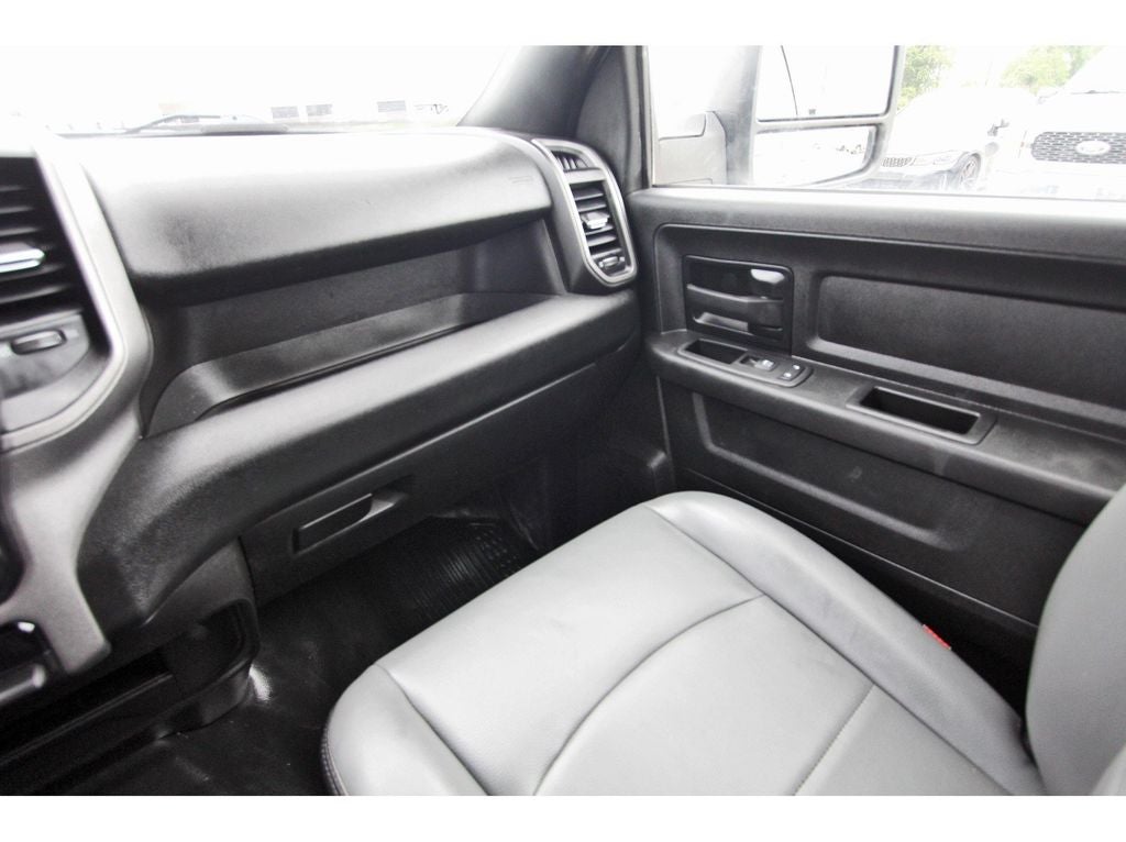 2023 RAM 2500 Tradesman Crew Cab 4x4 8' Box