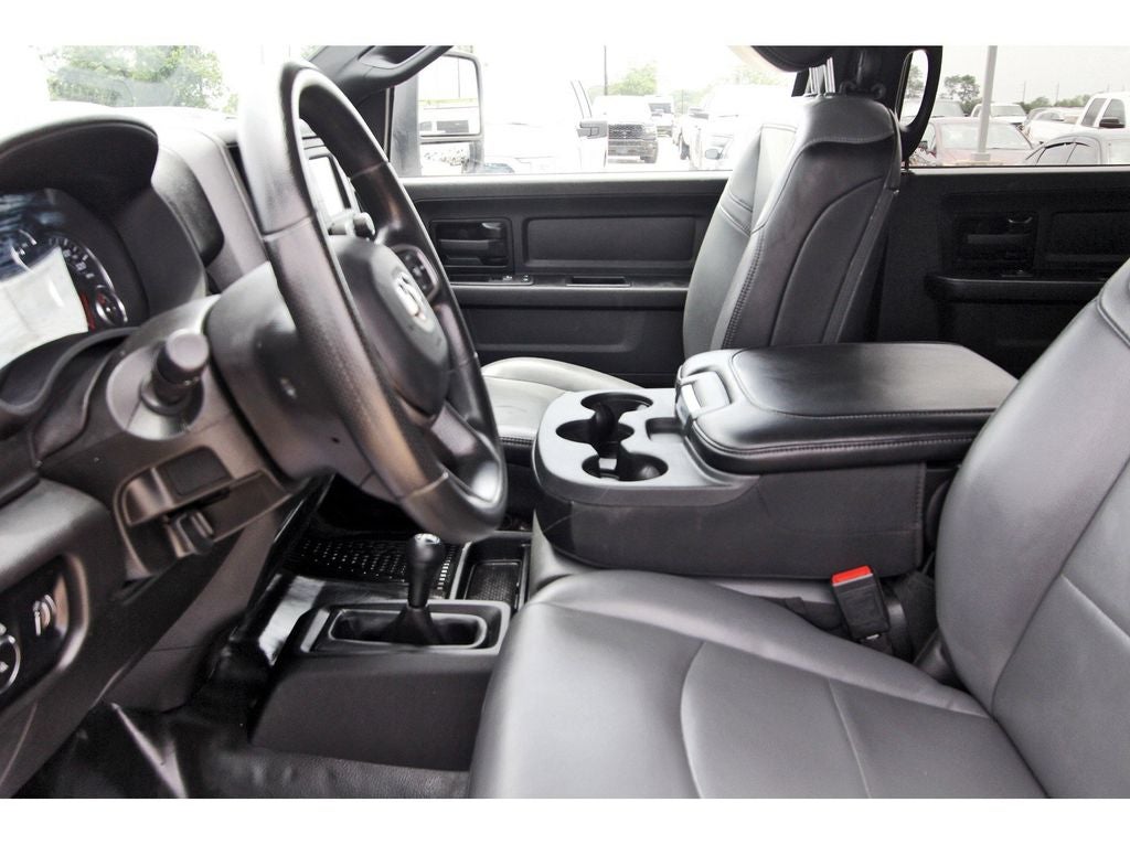 2023 RAM 2500 Tradesman Crew Cab 4x4 8' Box