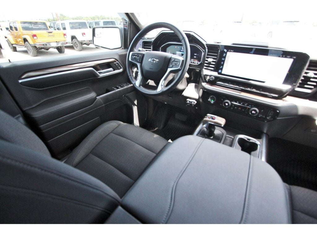 2023 Chevrolet Silverado 1500 4WD Crew Cab Short Bed LT Trail Boss