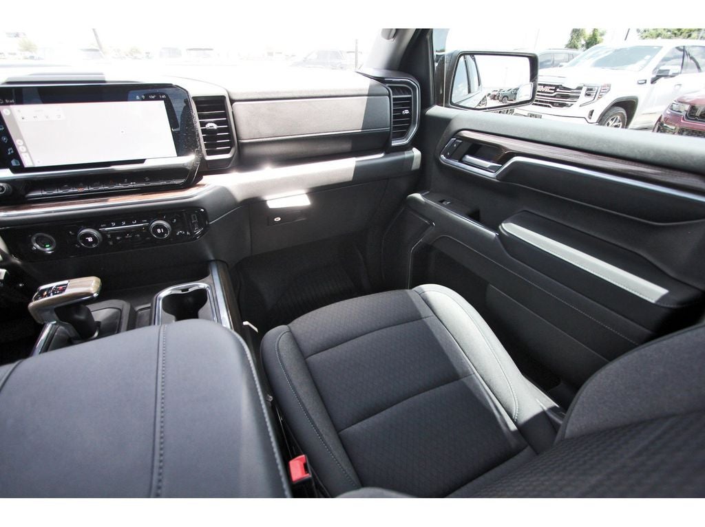 2023 Chevrolet Silverado 1500 4WD Crew Cab Short Bed LT Trail Boss