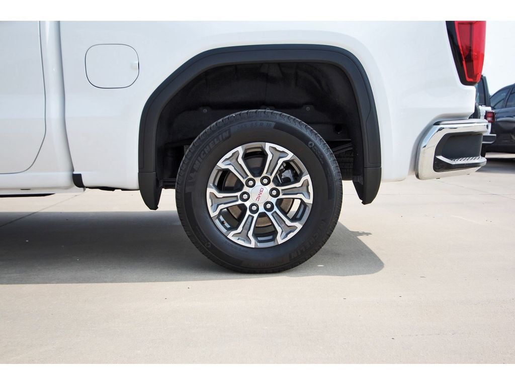 2026 GMC Sierra 1500 Crew Cab, Short Bed, SLT, RWD