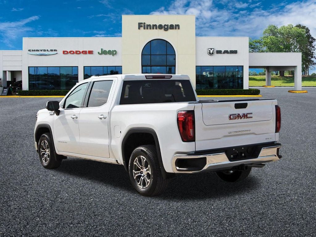 2026 GMC Sierra 1500 Crew Cab, Short Bed, SLT, RWD