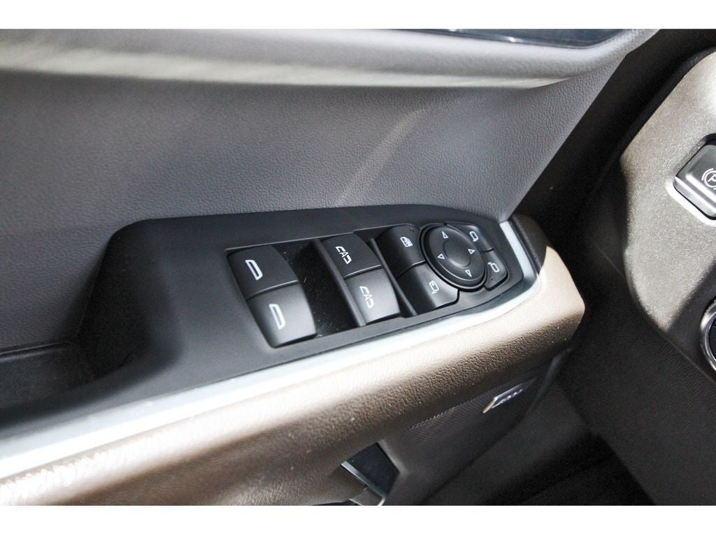 2023 GMC Sierra 1500 4WD Crew Cab Short Box SLT