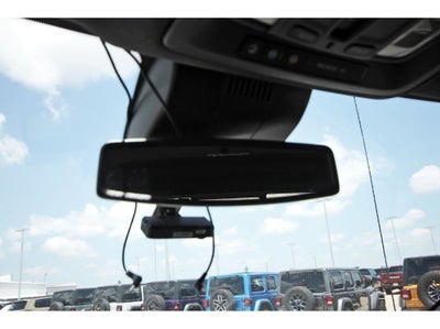 2023 GMC Sierra 1500 4WD Crew Cab Short Box SLT