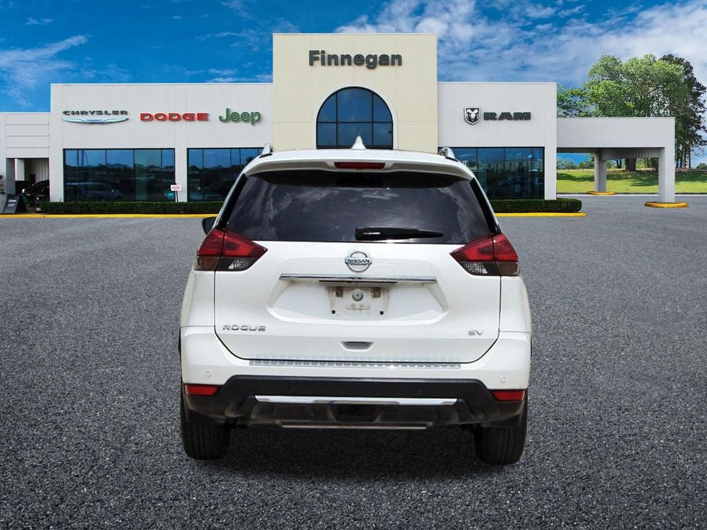 2020 Nissan Rogue SV FWD
