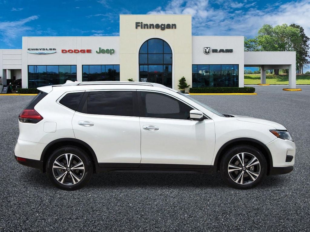 2020 Nissan Rogue SV FWD