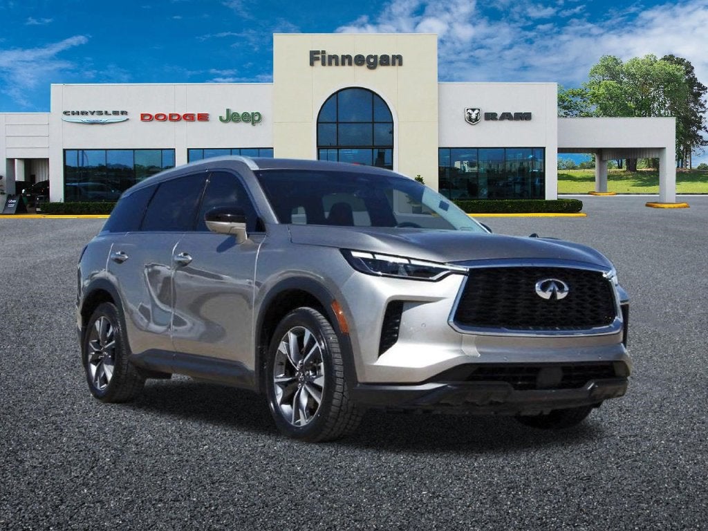 2023 INFINITI QX60 LUXE
