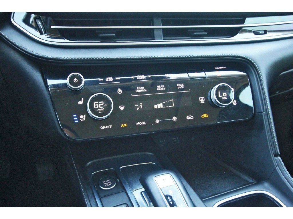 2023 INFINITI QX60 LUXE Bose Audio - Pano Roof