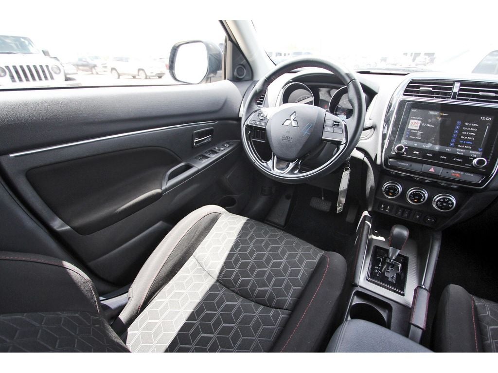 2025 Mitsubishi Outlander Sport 2.0 LE AWC