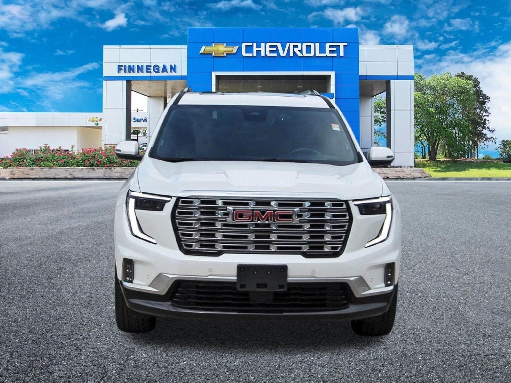 2024 GMC Acadia Denali