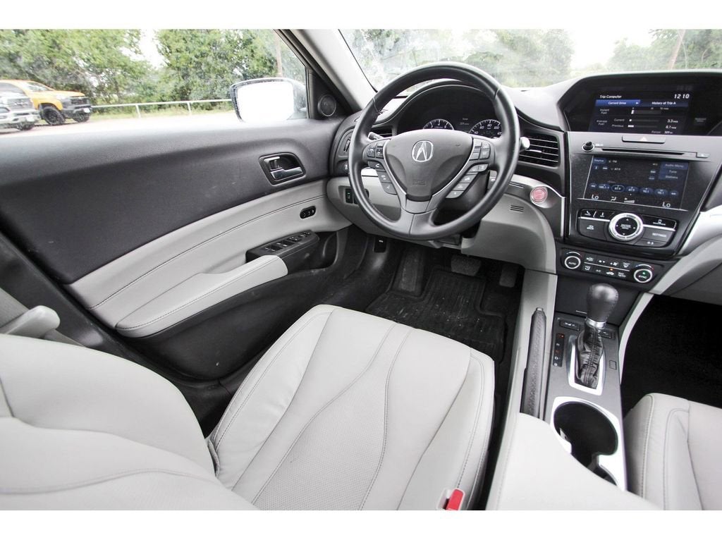 2020 Acura ILX w/Premium Pkg