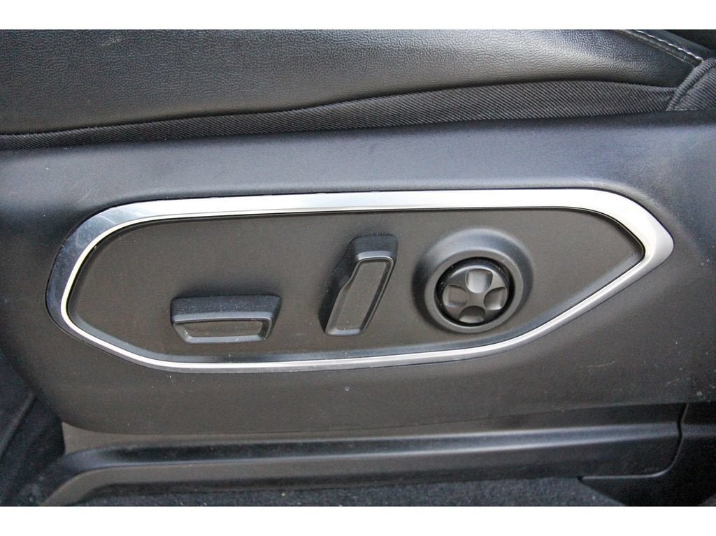 2024 Jeep Wagoneer BASE
