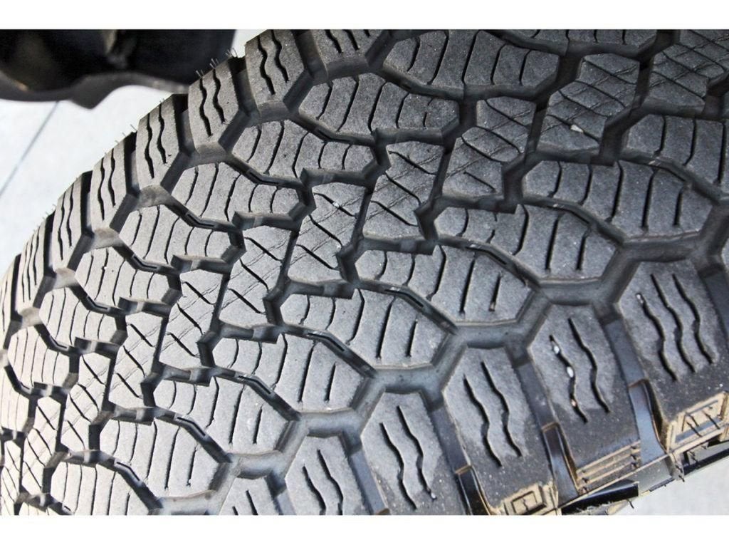 2024 Jeep Gladiator Nighthawk