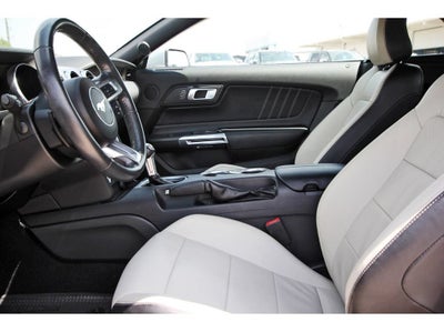 2021 Ford Mustang EcoBoost