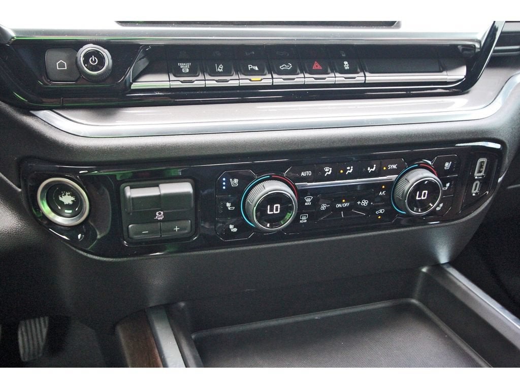 2024 Chevrolet Silverado 3500 HD High Country DRW