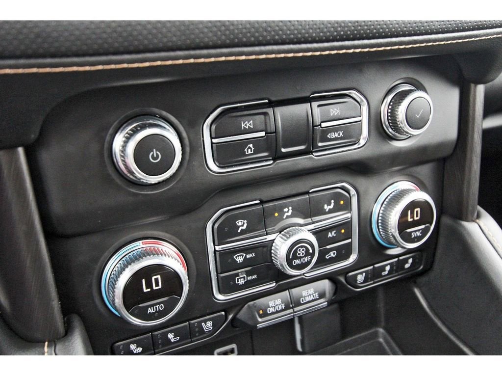 2024 GMC Yukon AT4